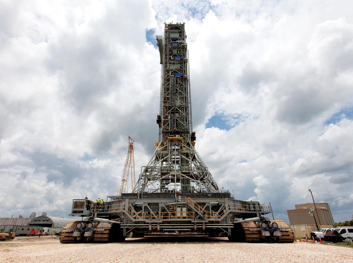 Bucknellians are overseeing key elements of NASA’s Mobile Launcher 2 (ML2)
